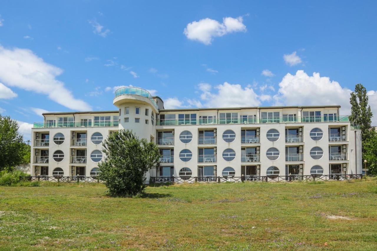 Saint George Hotel 1 Balcsik Kültér fotó