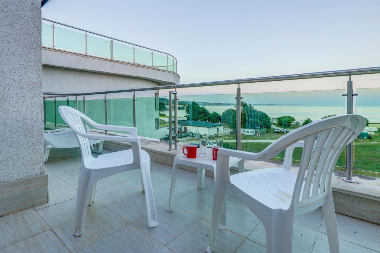 Saint George Hotel 1 Balcsik Kültér fotó