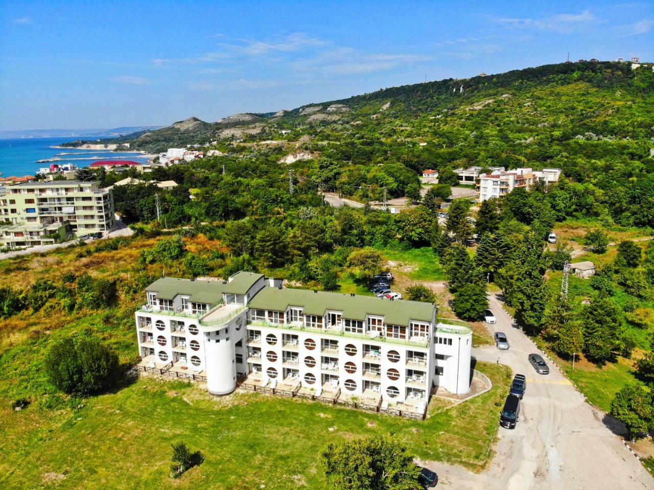 Saint George Hotel 1 Balcsik Kültér fotó